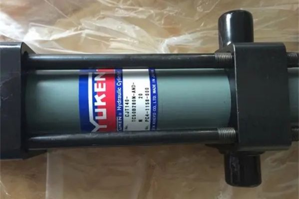 CJT35-FA80S100B-BAA-F-30,油研CJT35系列液壓缸